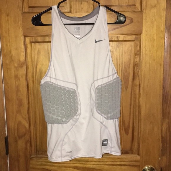 Nike Other - Nike Pro combat rib and tail bone tank
